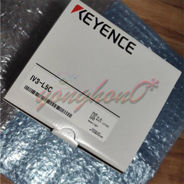 1PCS NEW KEYENCE IV3-L5C Light Source