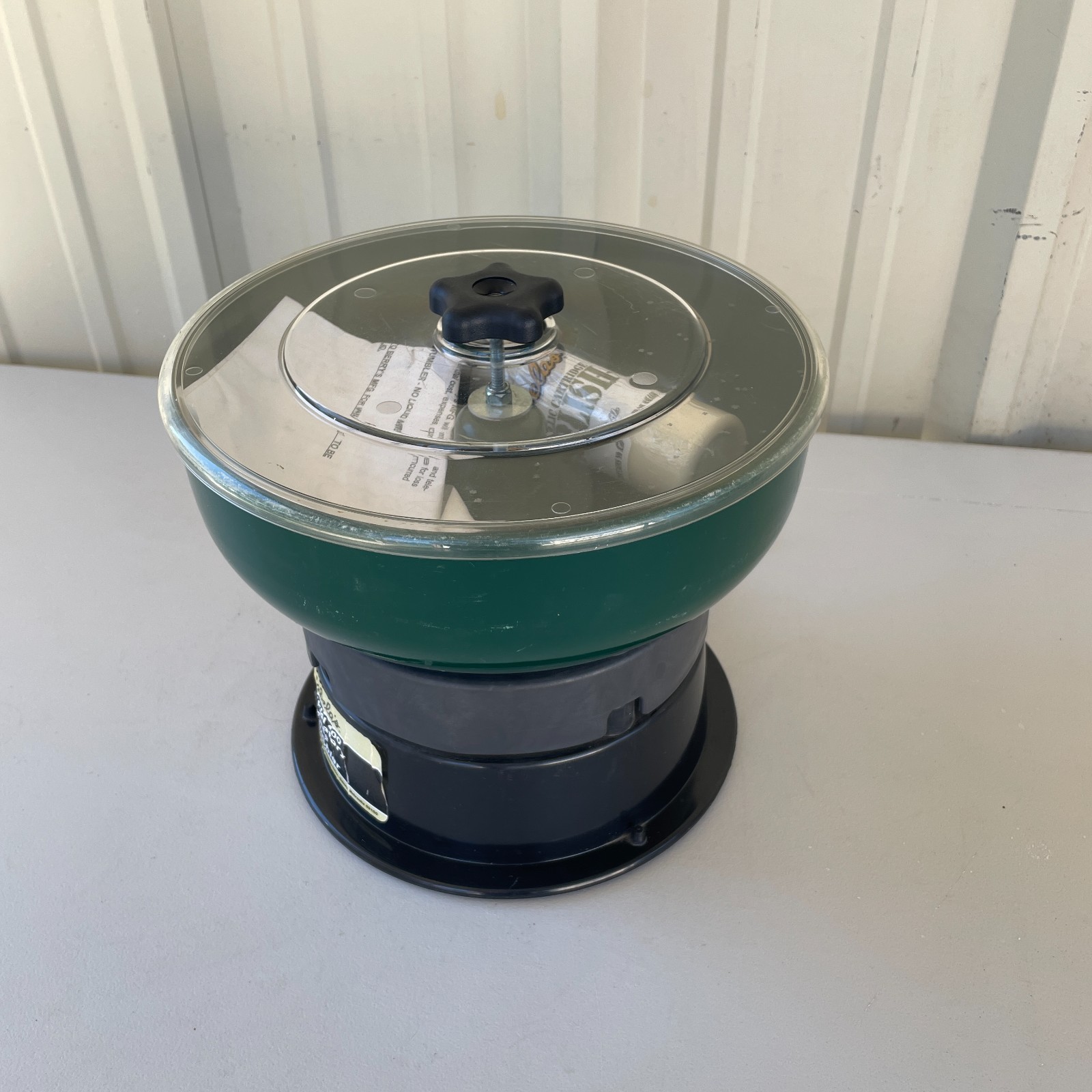 Cabelas Model 400 Vibratory Case Tumbler Cleaner Ammo Bullet Reloading Tool VG