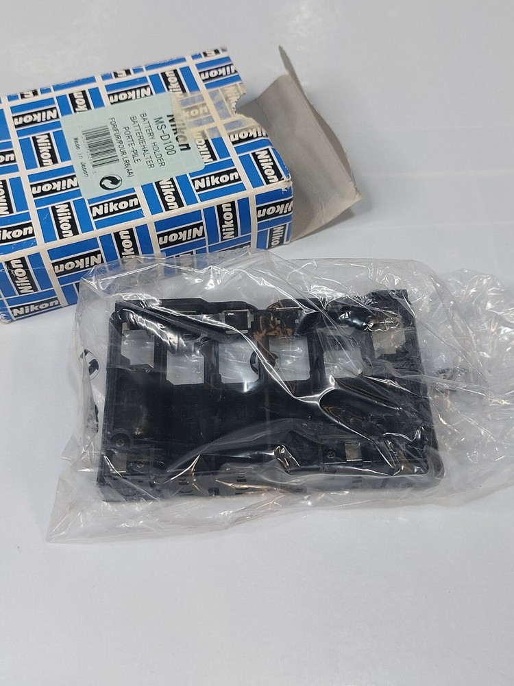 Nikon MS-D100 Battery Holder