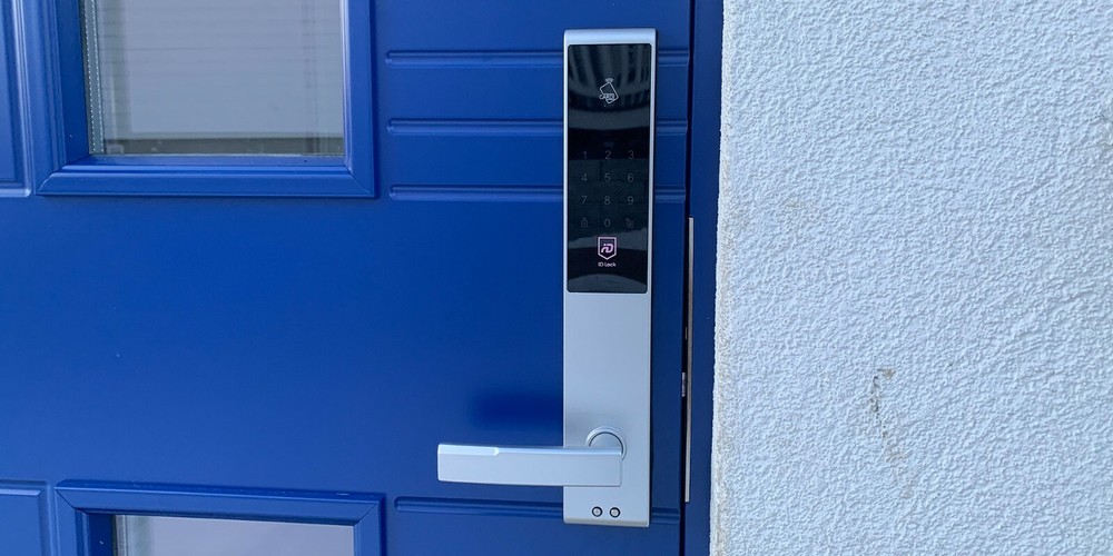 Smart electronic door lock Bluetooth, ZWave ID-Lock