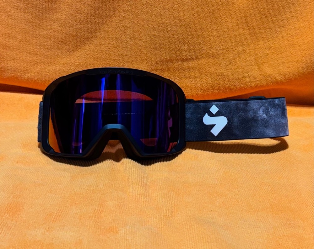 Sweet Protection Durden Ski Goggle - *USED* black waterfall/RIG bixbite