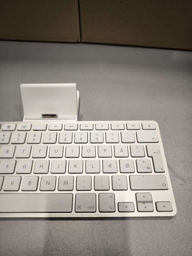 Apple A1359 Wireless Keyboard - Used, Scratches, Working