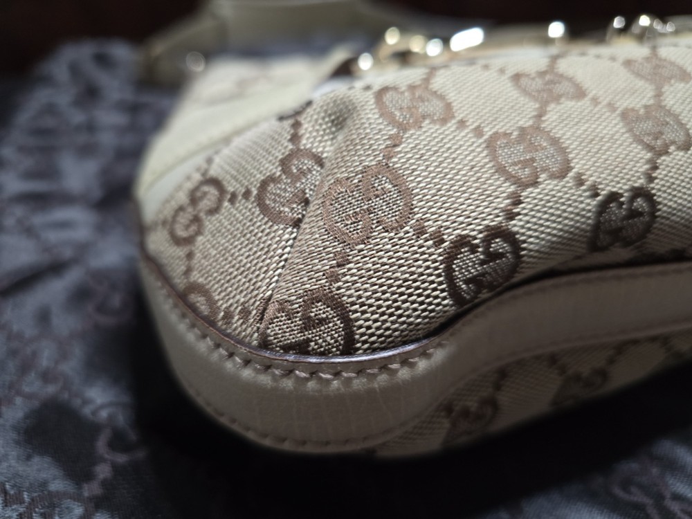 Gucci GG Pattern Shoulder Bag with Horsebit Accent