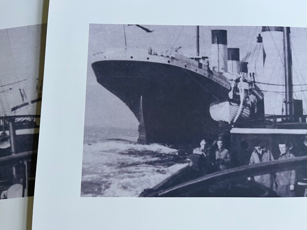 RMS OLYMPIC WITH TENDER PULLING ALONG SIDE HER, REPRINT, NICE!