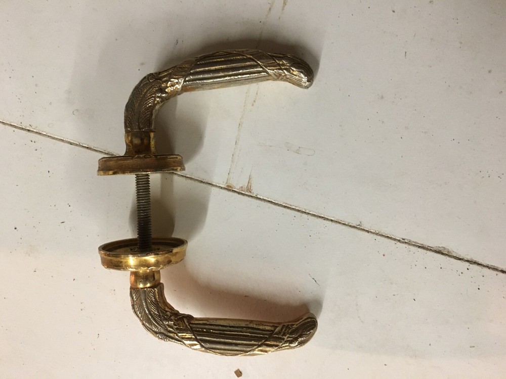 Lot of 2 handles