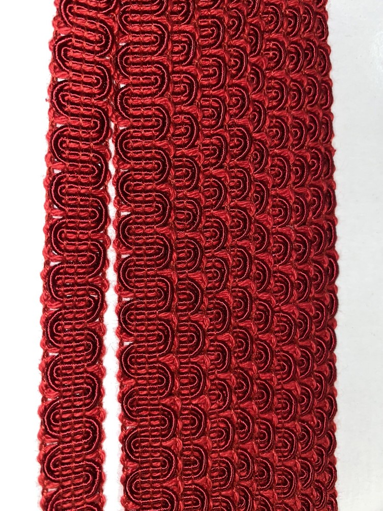 J11 Scroll Gimp Trim