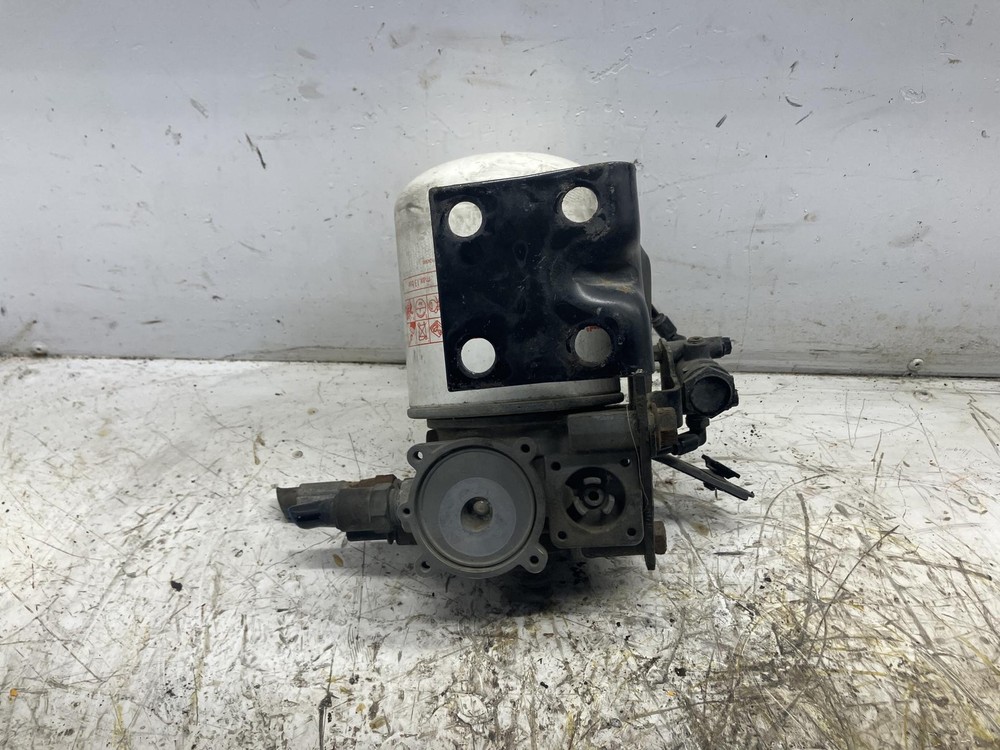 Bendix AD-IS Left/Driver Air Dryer - Used