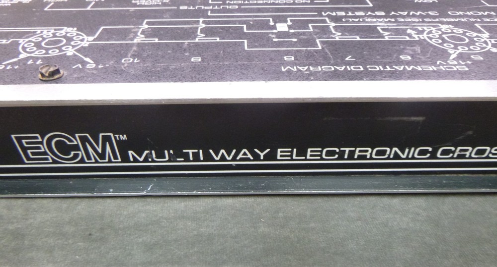 Peavey ECM (Electronic Crossover Mainframe)