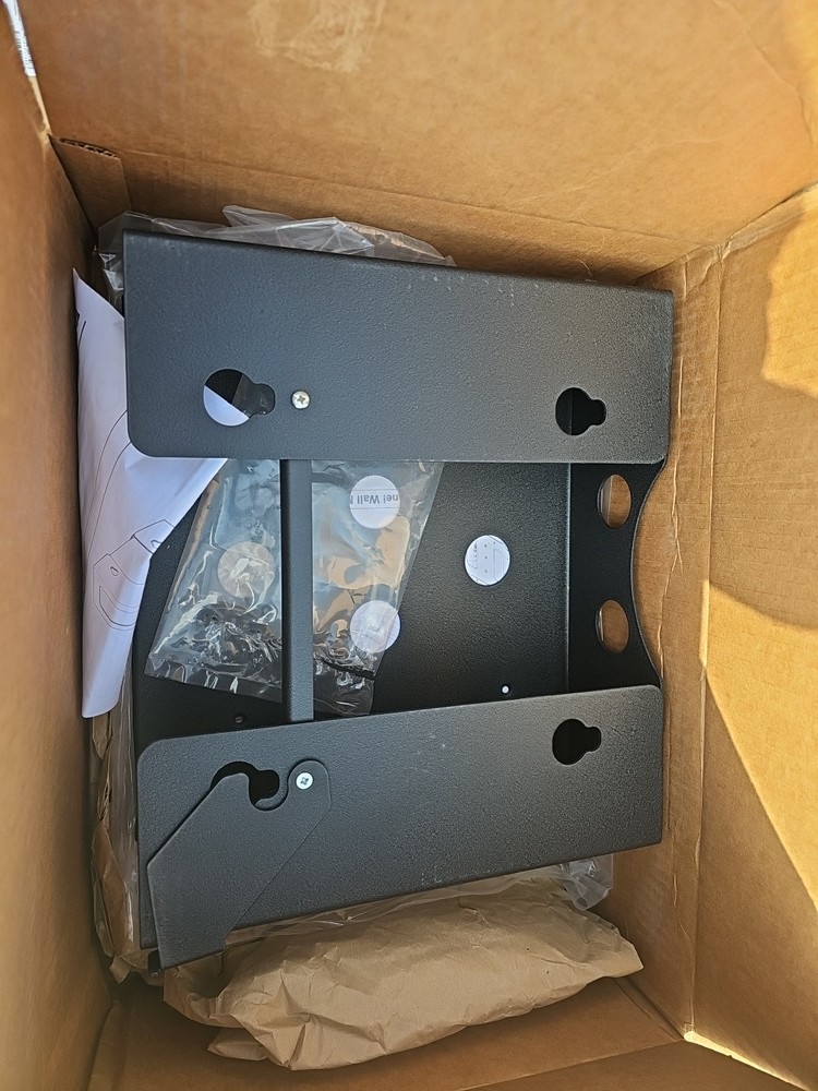 Chief MAC251 Mid-Sized CPU/DVD/Media Player Adapter