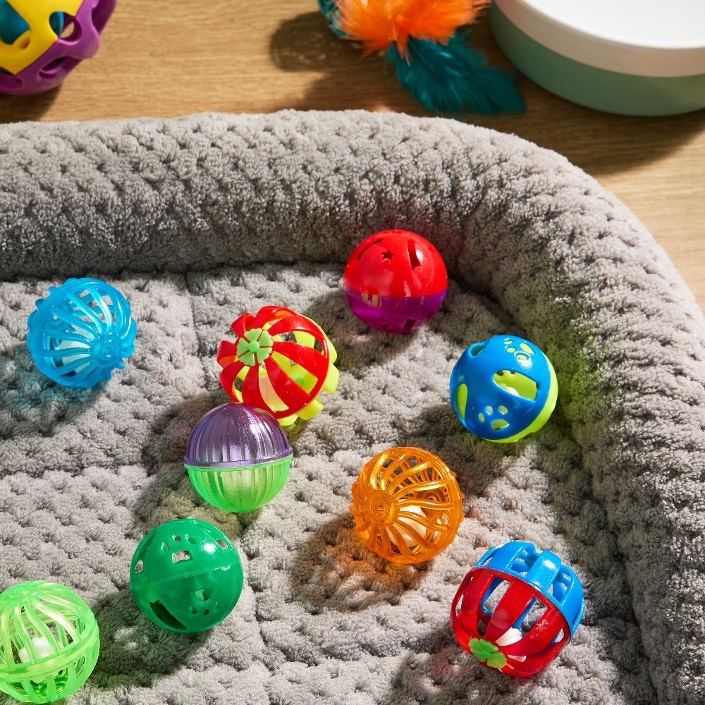 Plastic Balls Cat Toys, Multicolor, 15 Count