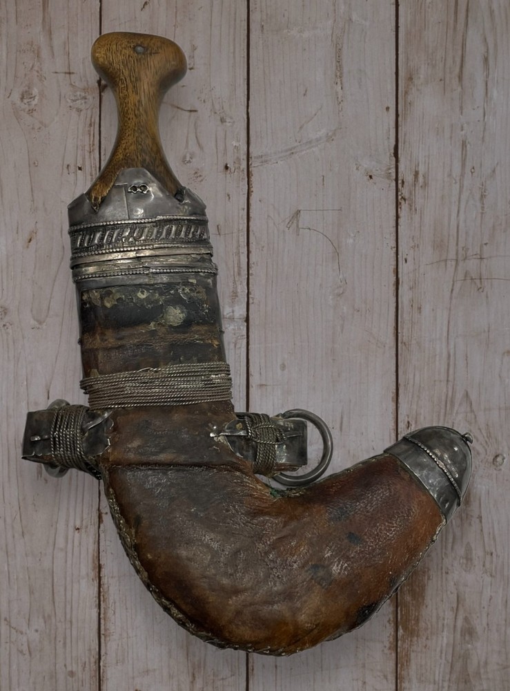 Vintage Antique Solid Silver Mounted Middle Eastern Jambiya Knife With Sheath