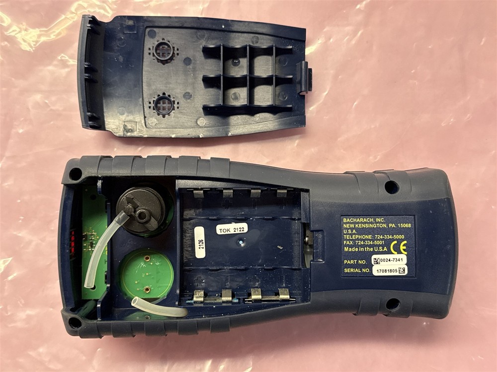 BACHARACH FYRITE INTECH 0024-7341 COMBUSTION ANALYZER AS-IS