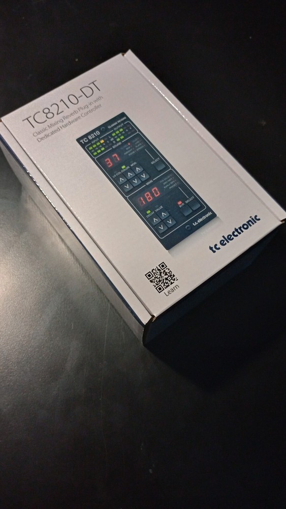 NEW TC Electronic TC8210-DT Desktop-Controlled Plug-in