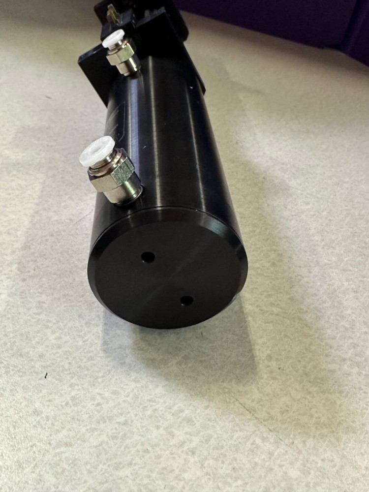 AS IS UNTESTED MDC PNEUMATIC LINEAR MOTION FEEDTHROUGH ABLM-133-1.W/MPI.MICRION