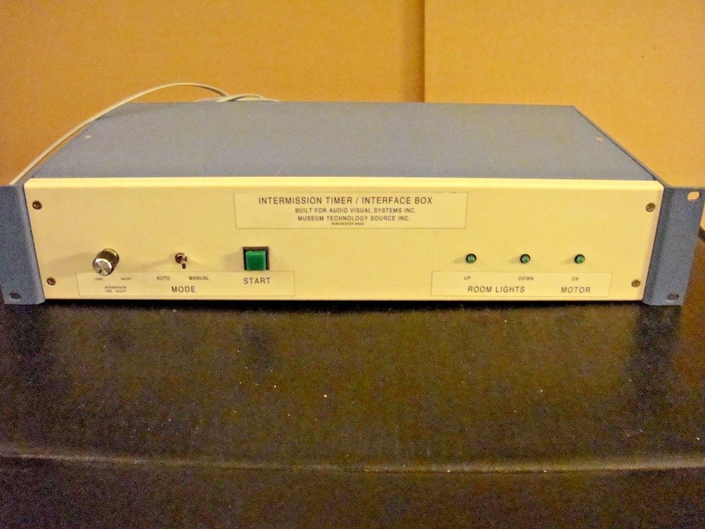 Museum Technology Source Audio Visual System Intermission Timer / Interface Box