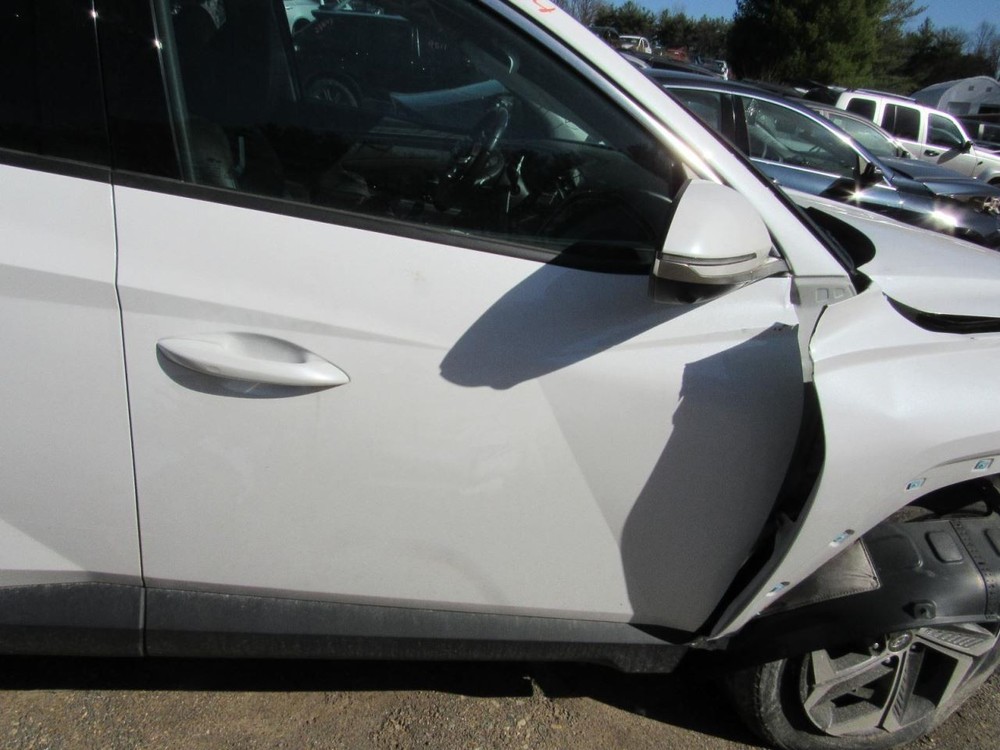 TUCSON 2022 Glove Box 1034007