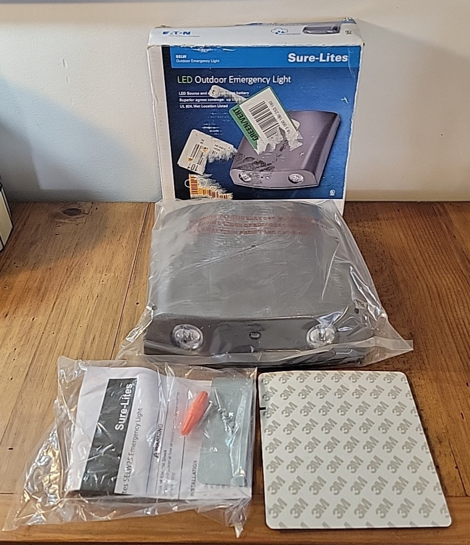 Eaton Sure-Lites SELW25BZ SELW LED Indoor/Outdoor Emergency Light - Bronze - NEW