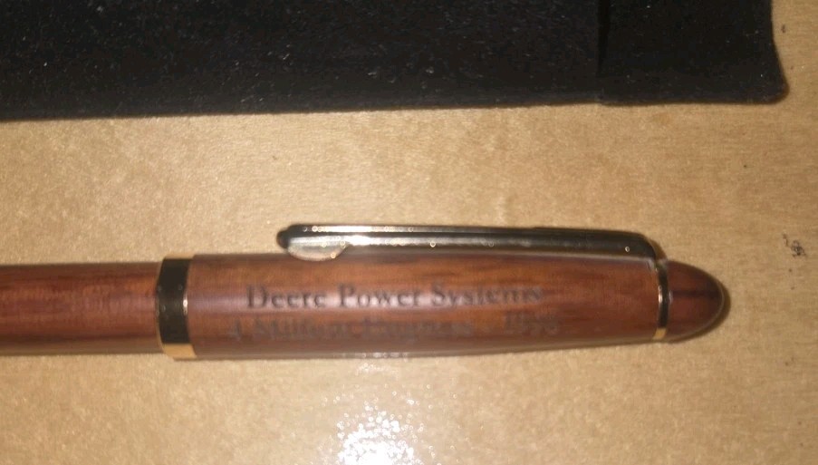 JOHN DEERE Deere Power Systems 4 Million Engines 1998 Pen