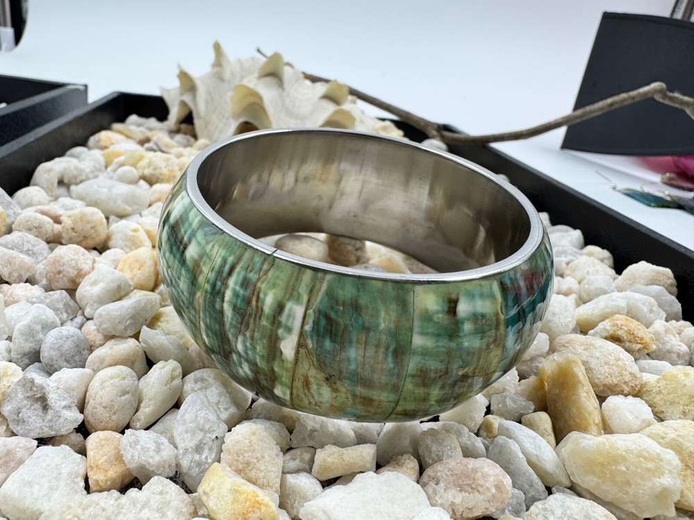 Hand Crafted Exquisite Abalone Shell Mosaic Bracelet