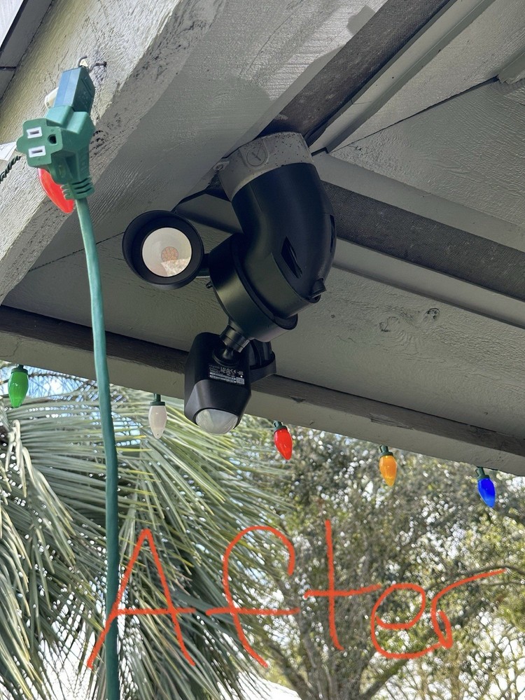 ring floodlight camera eave mount Install Kit Horizontal Soffit Flood Light Blk