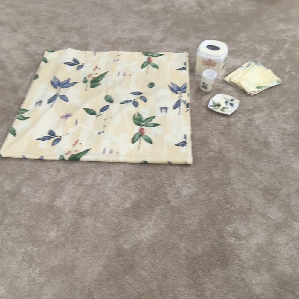 Croscill Bathroom Set including Shower Curtain