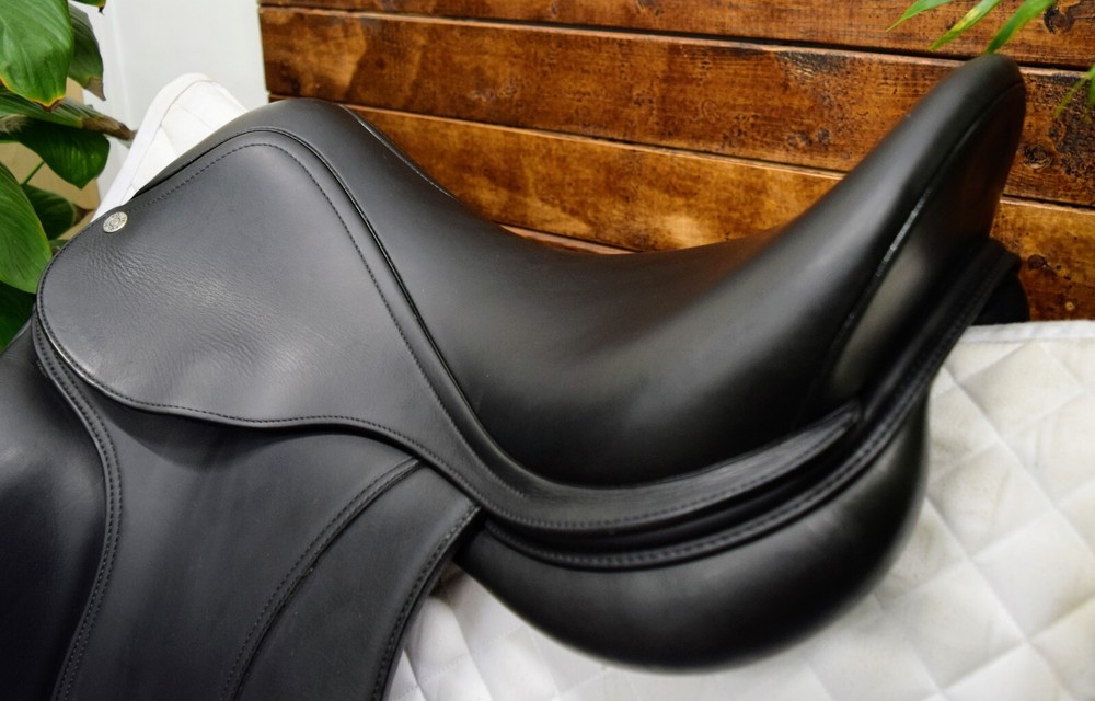 17.5" Equipe Elegance (2019) *Full Grip Leather*