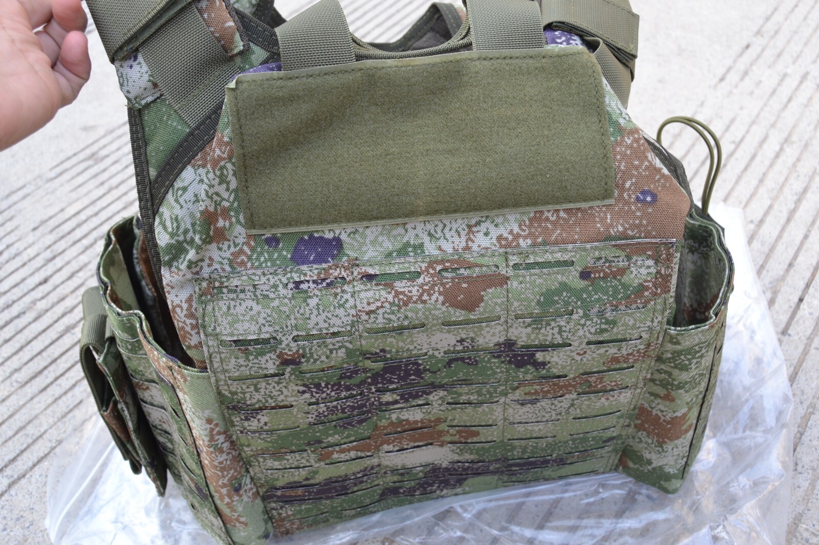 China Military PLA Type 21 "starry sky" Chest Rig Plate Carrier Tactical Vest