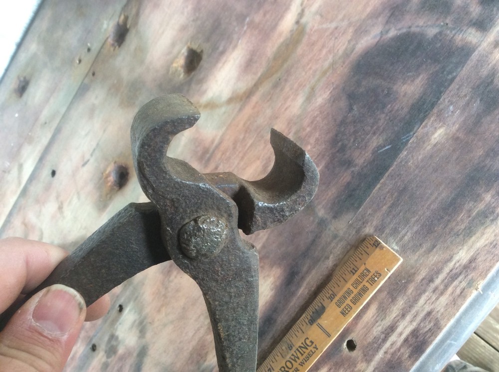Blacksmith Tools Nippers , Rustic Shabby Metal Antique Tools