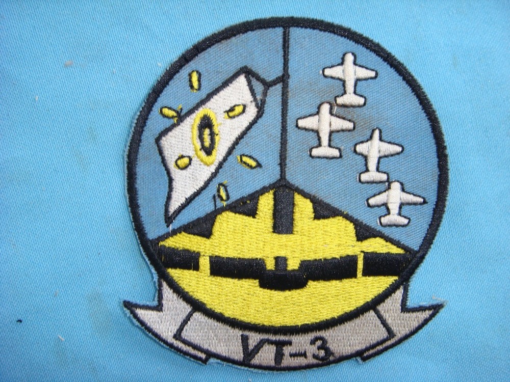 PATCH US NAVY TRAINING SQUADRON  VT-3 RED KNIGHTS
