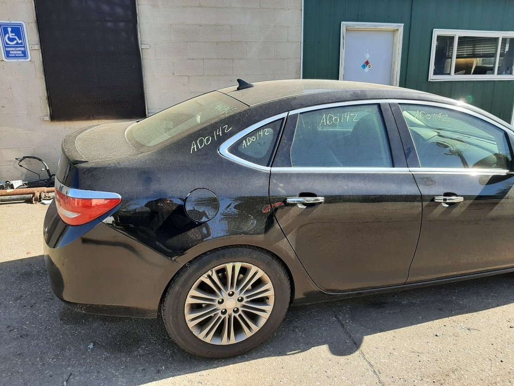 VERANO 2012 High Mounted Stop Light 1066225