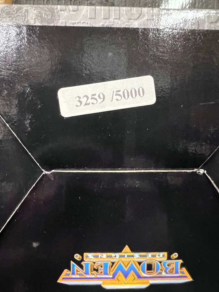 Marvel Bowen Mini-Bust Thanos #4673/5000