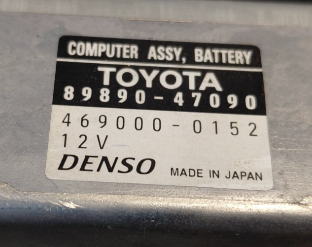 2005-2009 TOYOTA PRIUS VOLTAGE SENSOR MODULE 89890-47090
