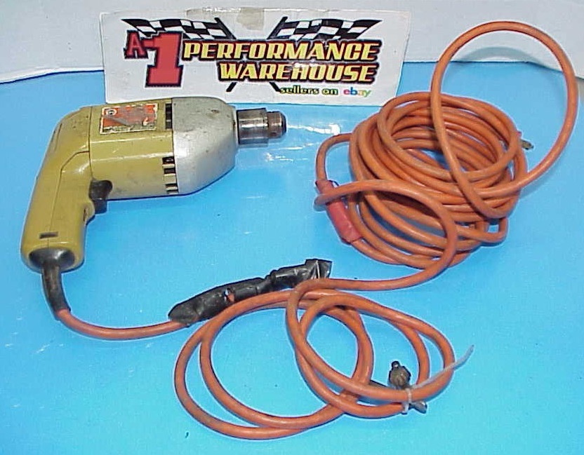 VINTAGE BLACK & DECKER TOOLS 3/8" Variable Speed Reversing Drill