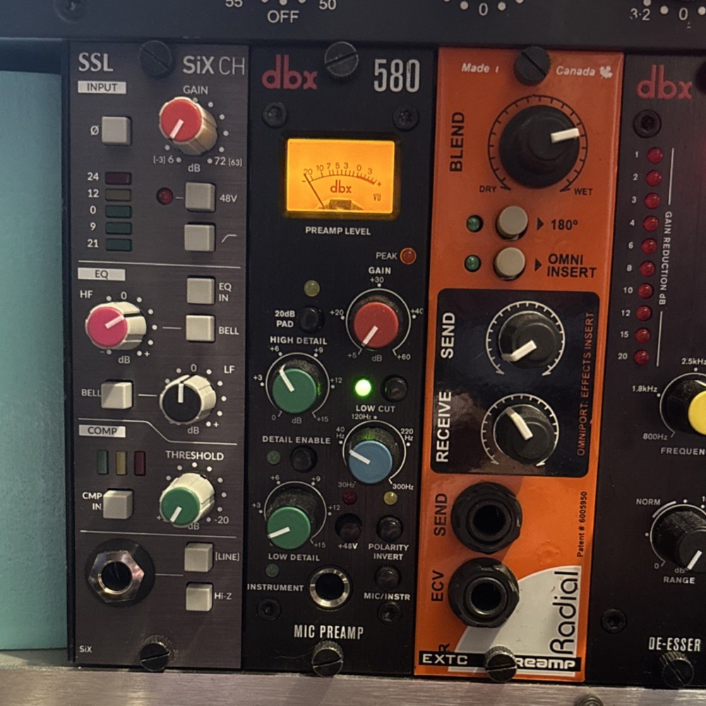 dbx 580 Solid State Microphone Preamp 1-Channel Model 580 Black Harman