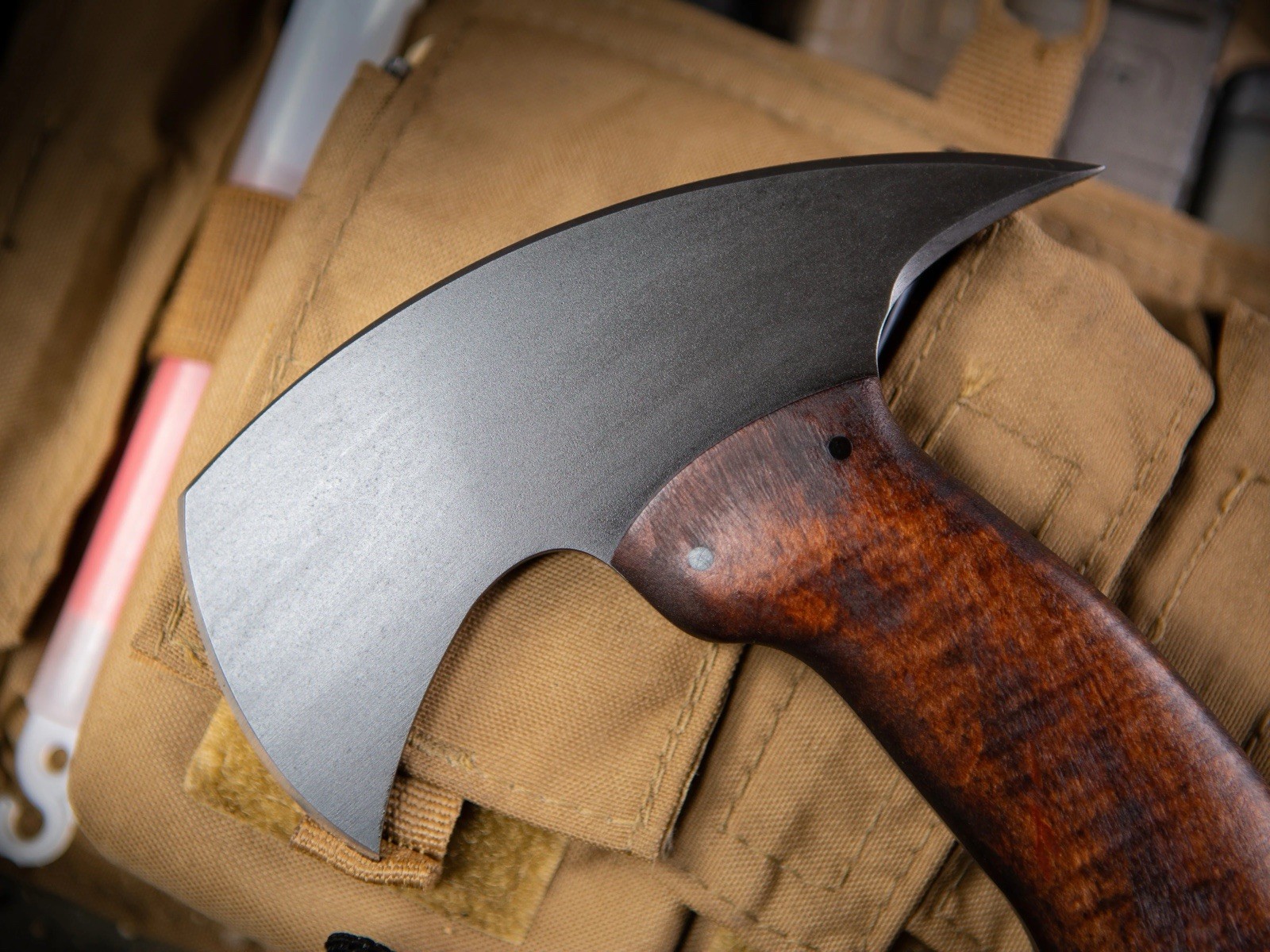 CUSTOM HANDMADE 15" CARBON STEEL REPLICA WINKLER HUNTING/THROWING AXE W/SHEATH