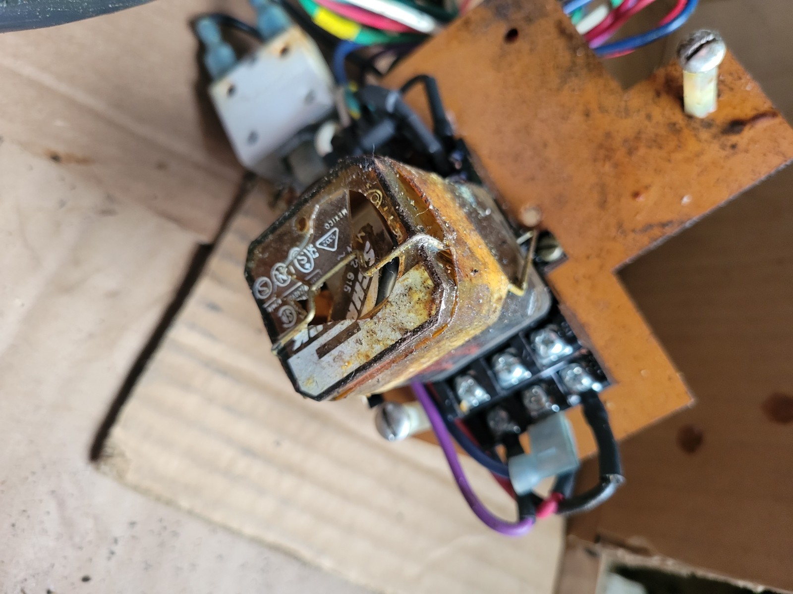 Berkel Slicer Model 909/1 Complete GE Motor Assembly + All Electrical Components