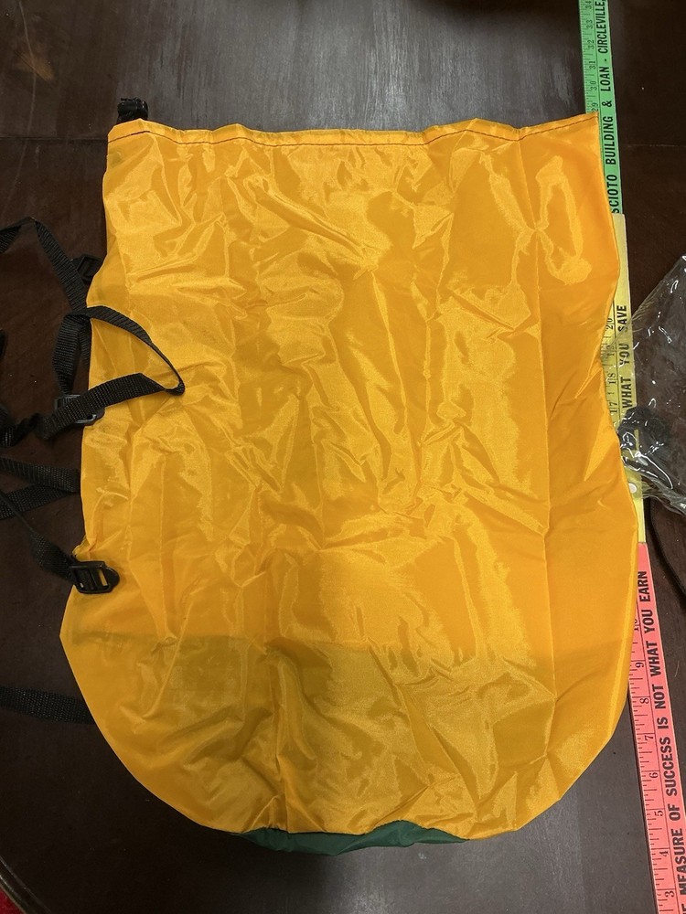 COLEMAN SLEEPING BAG COMPRESSION SACK
