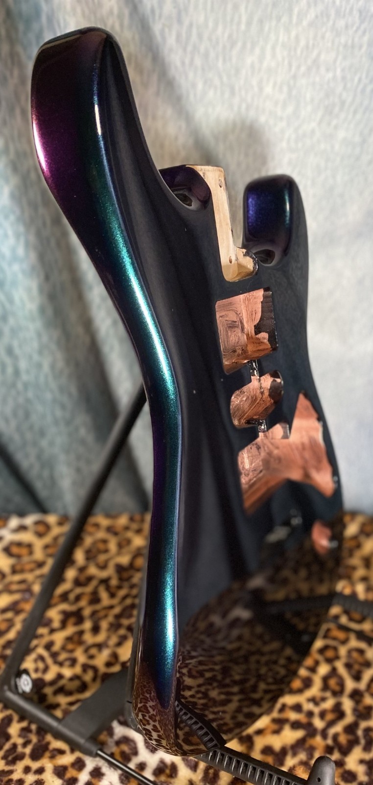 Stunning Chameleon Blue/Teal/Purple Fender Stratocaster HSH Alder Replacemt Body