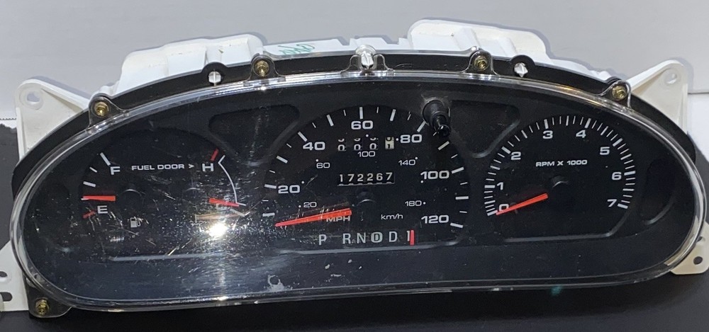 Speedometer Instrument Cluster MPH Fits 2001-2002 Mercury Sable