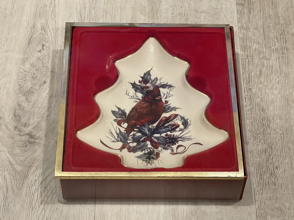Lenox WINTER GREETINGS Tree Candy Dish MINT Catherine McClung