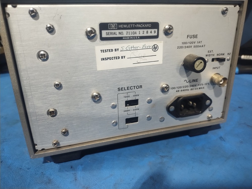 HP 8013B Dual Output 50 MHz Pulse Generator