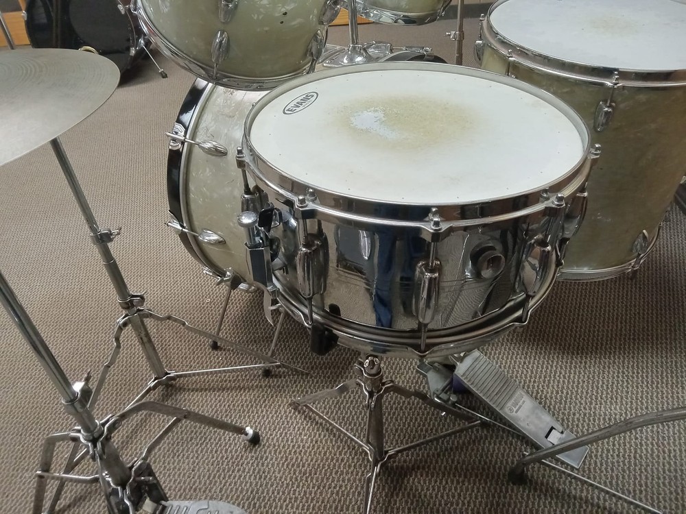 Slingerland 70’s Drum Kit w/ Hardware