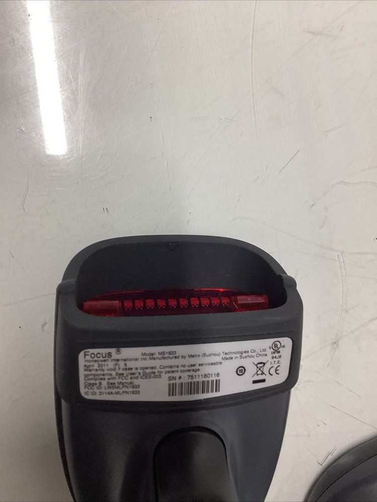 Metrologic SCANNER MS1633 With Base Missing Battery N-916