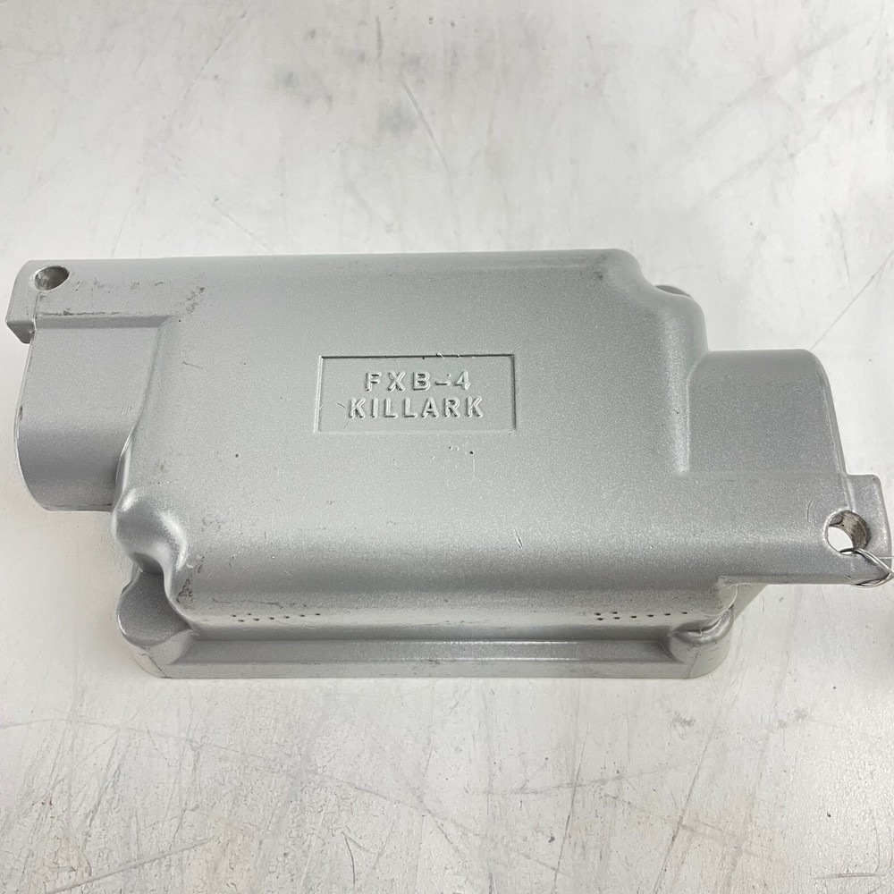 KILLARK FXB-4 EXPLOSION PROOF SPLICE BOX 1/2 INCH HUBS FEED THROUGH