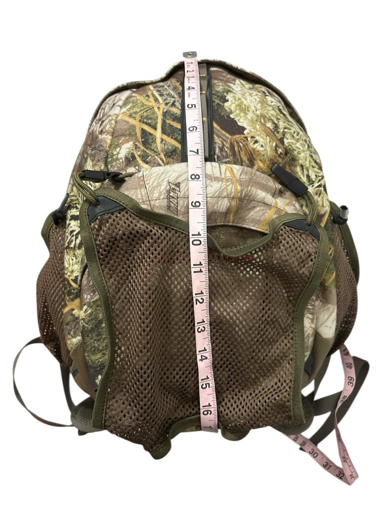 Badlands Hyper Hydro Pack Lightweight Day Pack