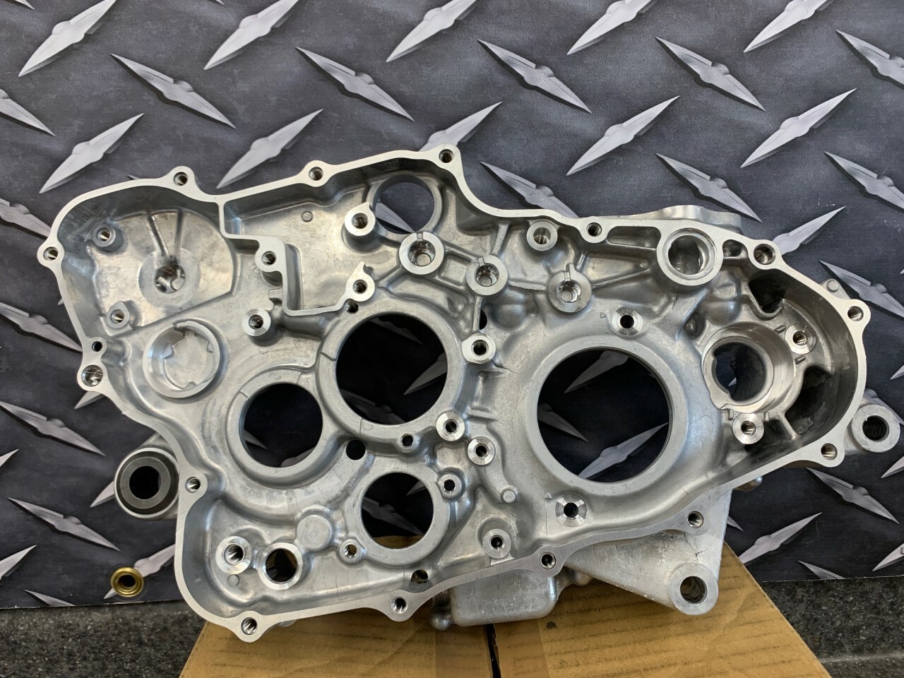 11100-HP1-600 NEW OEM HONDA RIGHT ENGINE CRANKCASE 06-14 TRX450R TRX450ER