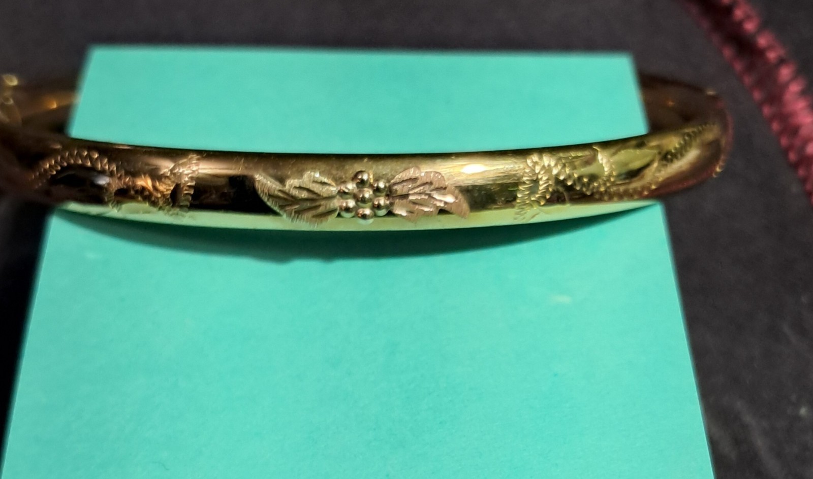 Vintage 14K GF Gold Leaf/Filled Black Hills Gold Adjustable Bracelet Bangle