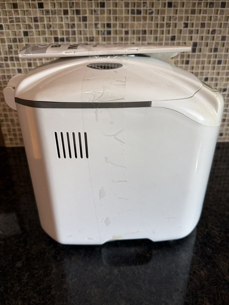 Sunbeam Bread Maker Model Number 5890