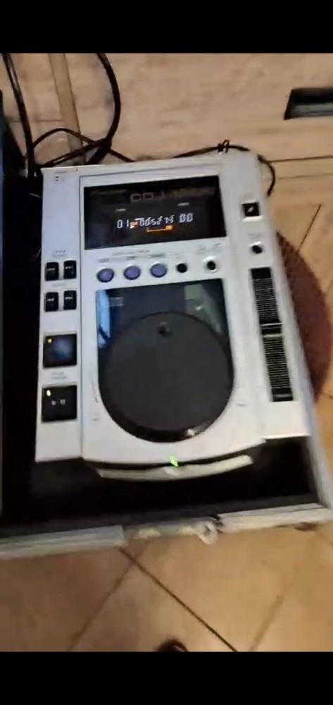 PIONEER CDJ-100S PERFECTLY WORKING CD DECK STEREO CONSOLE