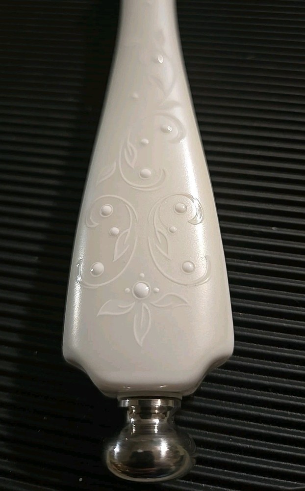 Lenox NIB Opal Innocence Cake Server